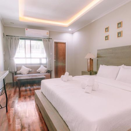 Hotel 64House Chiang Mai Esterno foto